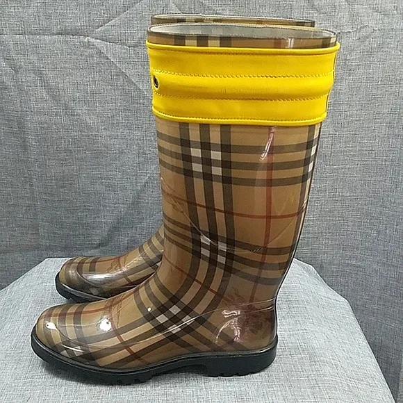 Burberry Wharton Haymarket classic check tall rainboot  women's sz 38