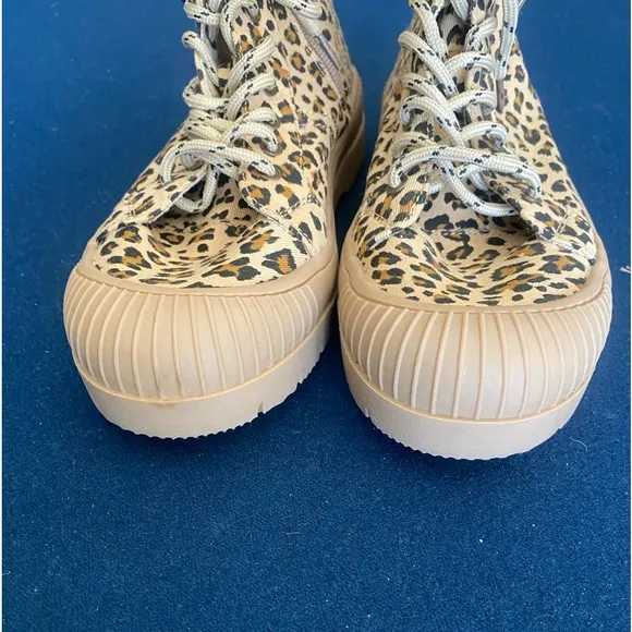 Canvas high tops in animal print by PROMOD- from Bordeaux, France 🇫🇷 Brand NEW