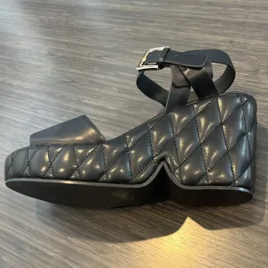 Cecelia New York Betty Quilted Platform Sandal, size 8