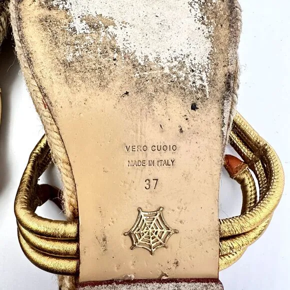 CHARLOTTE OLYMPIA Women's Metallic Gold Woven Thong Sandals SZ 37/US 7 Italy