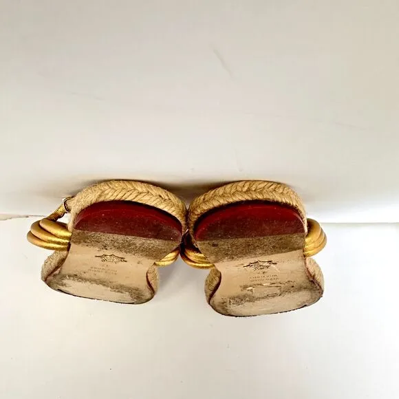 CHARLOTTE OLYMPIA Women's Metallic Gold Woven Thong Sandals SZ 37/US 7 Italy