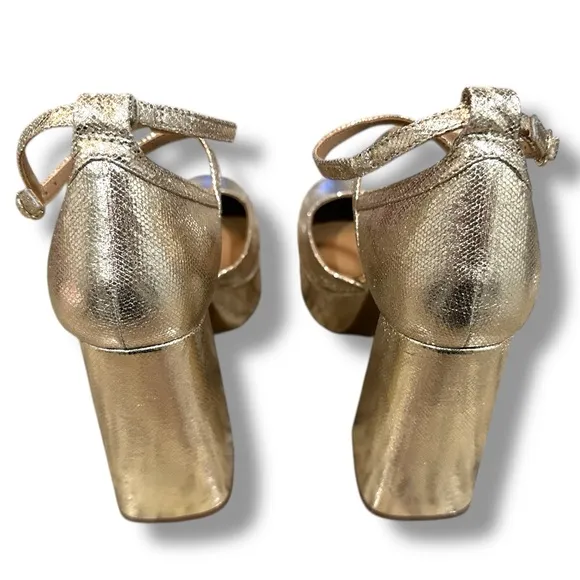 Chelsea &amp; Violet Gold Platform Heels Size 9