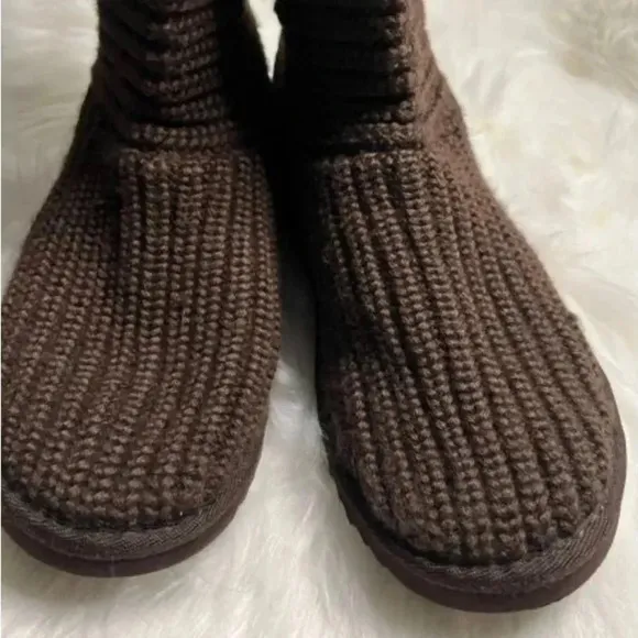 Chocolate Brown Ugg  Classic Cardi  Sweater Boots Size 5
