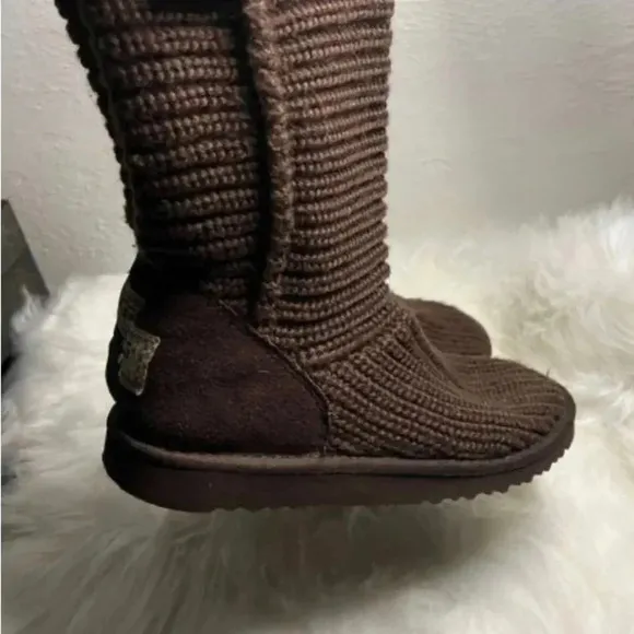 Chocolate Brown Ugg  Classic Cardi  Sweater Boots Size 5