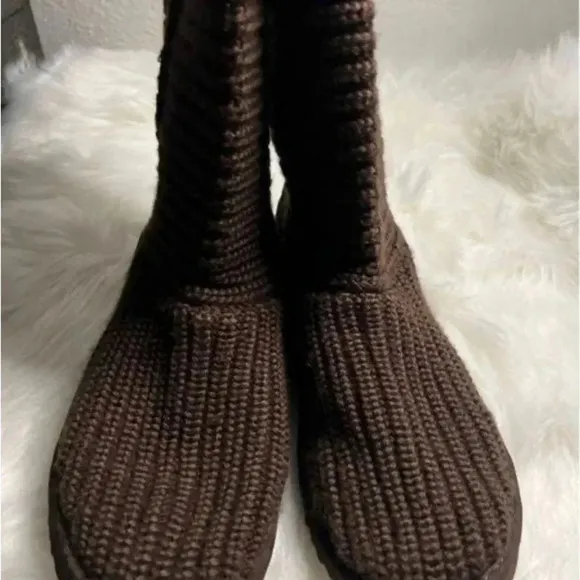 Chocolate Brown Ugg  Classic Cardi  Sweater Boots Size 5
