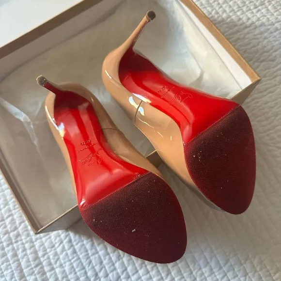 Christian Louboutin Very Privé shoes 37.5 authentic