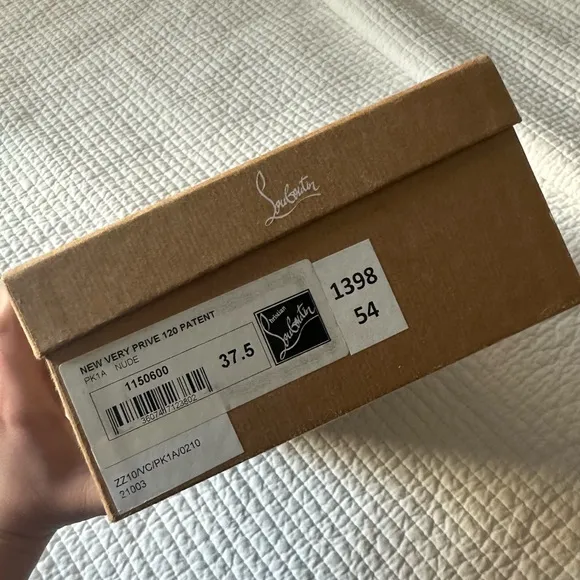 Christian Louboutin Very Privé shoes 37.5 authentic