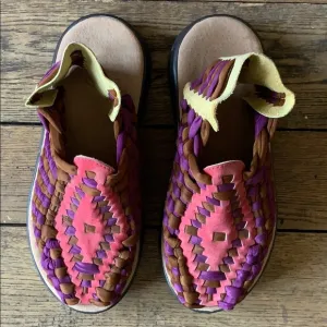 CHUBASCO Leather Woven Sandals Size 7 - 9