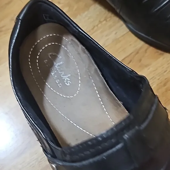 Clark's Artisan Short Slip On Booties Shoes 7.5W