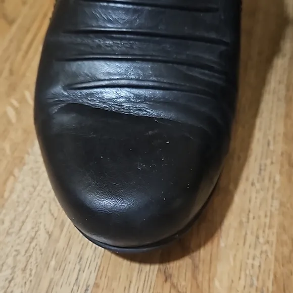 Clark's Artisan Short Slip On Booties Shoes 7.5W