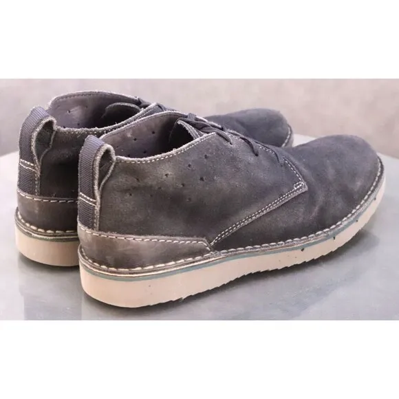 Clarks Collection Men's Chukka Boots Size 8 Suede Blue