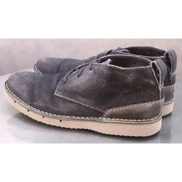 Clarks Collection Men's Chukka Boots Size 8 Suede Blue