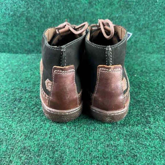 Clarks Hodson Mid Mens Size 12 Olive Green Suede Lace Up Chukkas Boots Leather