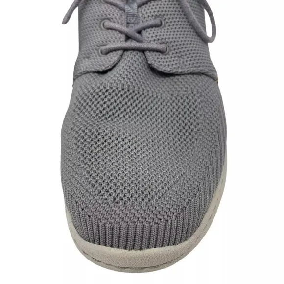 Clarks Men's Size 11 Gray Step Urban Mix Cloudsteppers sneakers shoes