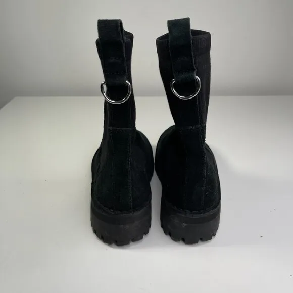 Clarks Originals Women's Black Suede Rock Knit Chelsea Pull Up Boots US Size 7.5