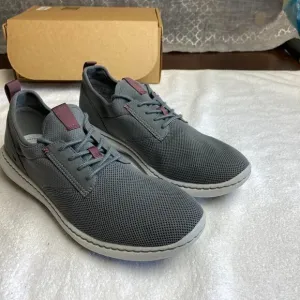 Clarks Step Urban Sneakers Mens 11.5 M Gray Casual Dress Shoes Modern Minimal