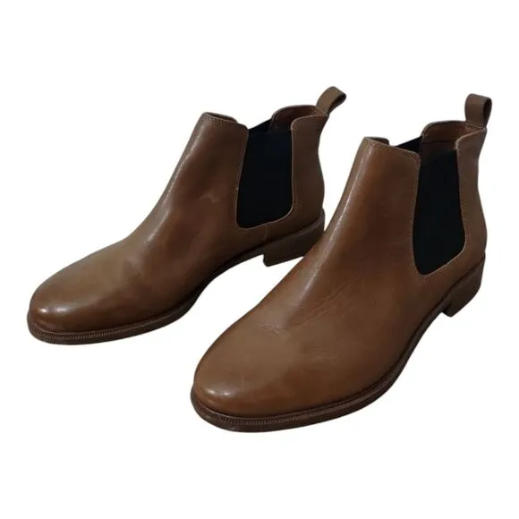 Clarks Women's Taylor Shine Classic Leather Pull On‎ Chelsea Boots Size 7 Tan