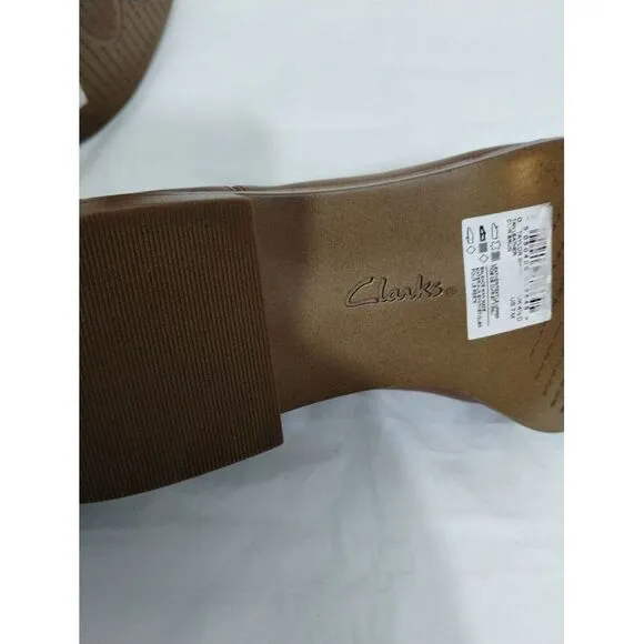 Clarks Women's Taylor Shine Classic Leather Pull On‎ Chelsea Boots Size 7 Tan