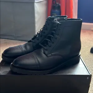 Classic Black Leather Men's Boots