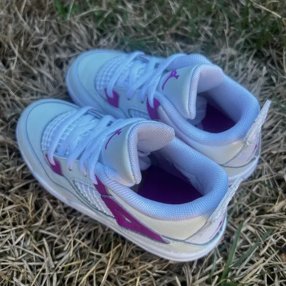CLEAN Air Jordan 4 Retro Hyper Purple size 10c Toddler shoes 2024