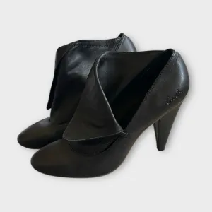 Coach Brown Glove Leather Fold-Over Heel Boots Size 10 – Stylish &amp; Classic