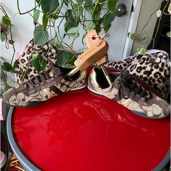 Coach Katlyn Signature leather fabric designer  shoes