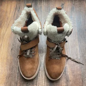 Coach Shoes Coach Urban :Hiker Shearling Platform Boot. Size 10B. New with tag.