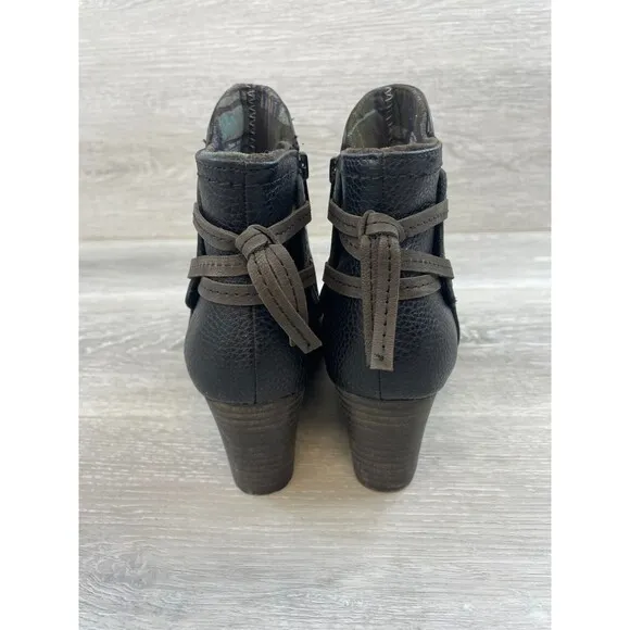 Cobb Hill By Rockport Lucinda CH6441 Women's 6.5 Black Leather Wedge Ankle Boot