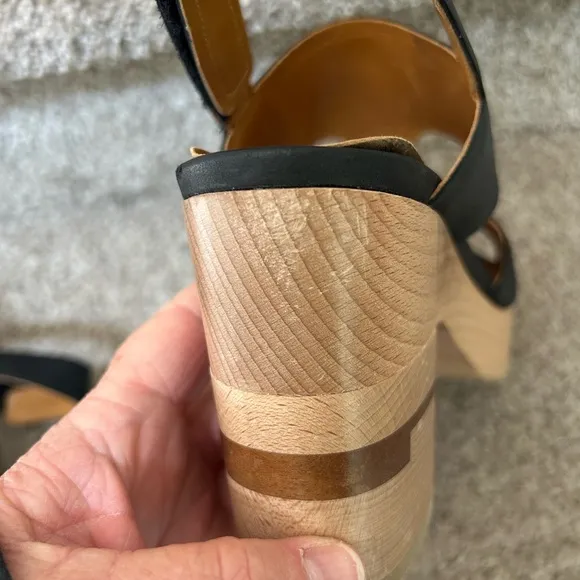 Cocolico Varick platform sandals. Leather and wood. Limited puzzle wood series