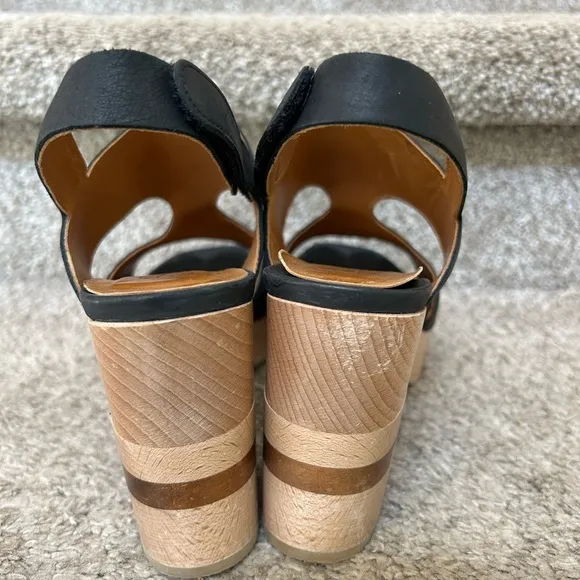 Cocolico Varick platform sandals. Leather and wood. Limited puzzle wood series
