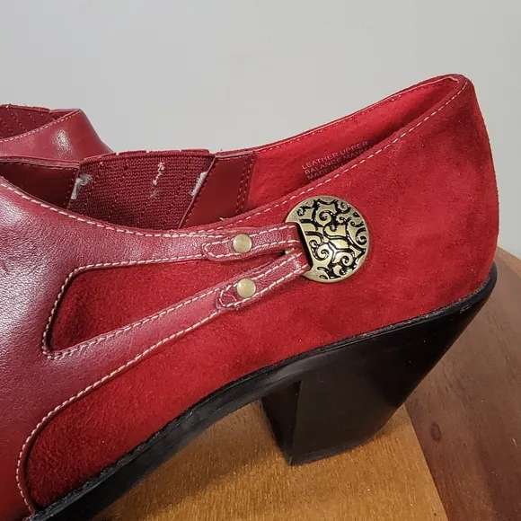 Coldwater Creek Red Leather  Western Ankle Boots Size 8 Women's Cowboy Cowgirl