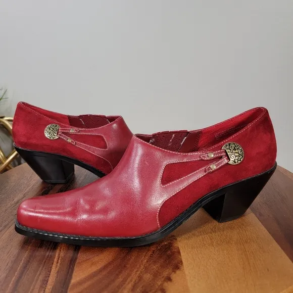 Coldwater Creek Red Leather  Western Ankle Boots Size 8 Women's Cowboy Cowgirl