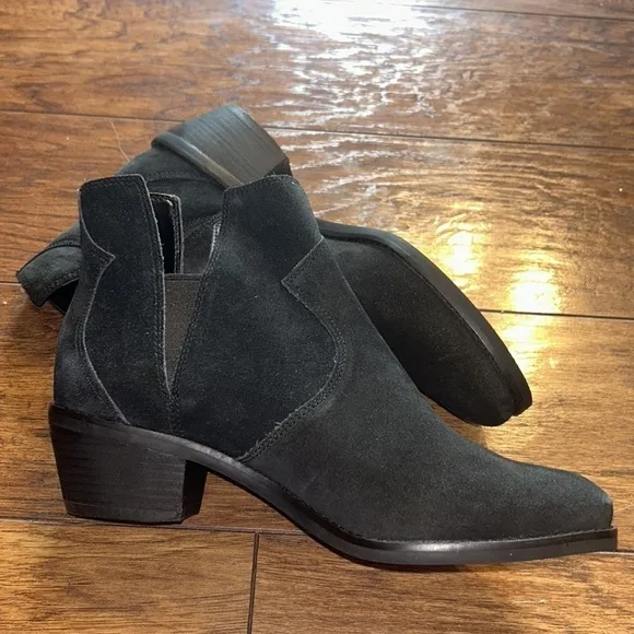 Cole Haan Alayna Slouch Suede Bootie NWOT