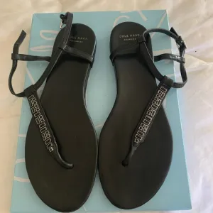 Cole Haan Black Silver Genuine Leather Flat Sandals Shoes Size 9