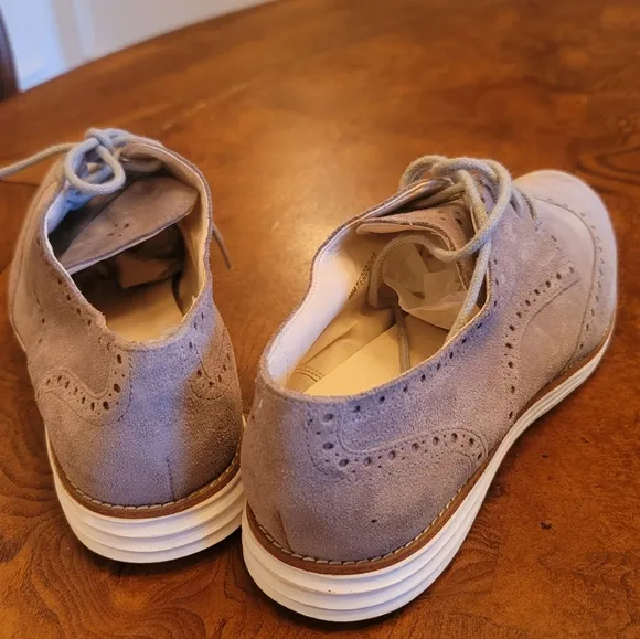 Cole Haan Gray White Suede Wing Tip Lace Ups Shoes Oxfords Size 9