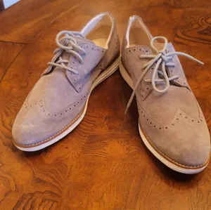 Cole Haan Gray White Suede Wing Tip Lace Ups Shoes Oxfords Size 9