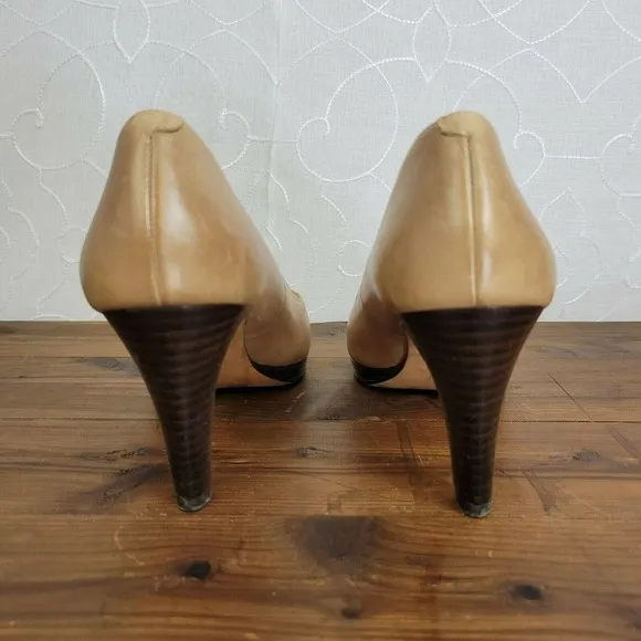Cole Haan Womens Shoes Size 7.5 Nude Classic Leather High Heels Slip-On Pumps