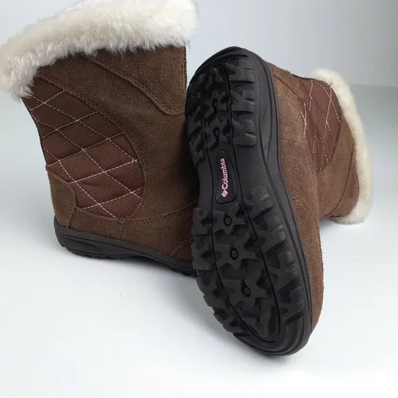 Columbia  kids size 1 suede Quilted boots