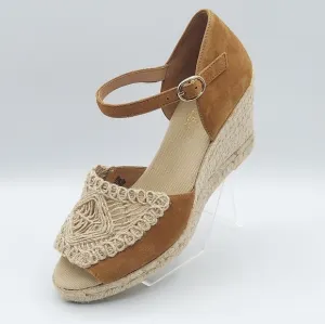 CONCHISA Carol Zaffron Brown Suede Woven Raffia Sandals Made In Spain Size 39