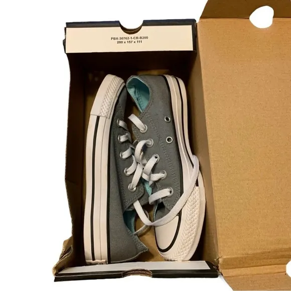 Converse All Star Madison Ox Gray Low-Tops Women’s Size 5 NIB