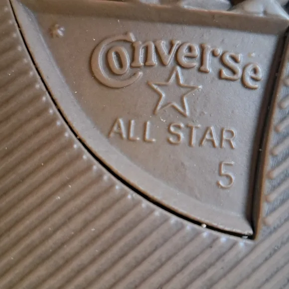 Converse All Star Sneaker Hamburger Lace Up High Tops Women's Size 7 / Mens Sz 5