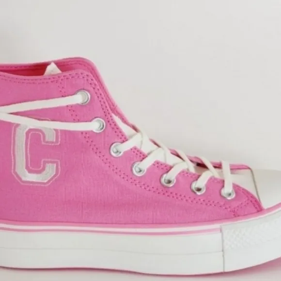 Converse Chuck Taylor All Star Lift Platform Varsity Shoes Size 7 for Wome