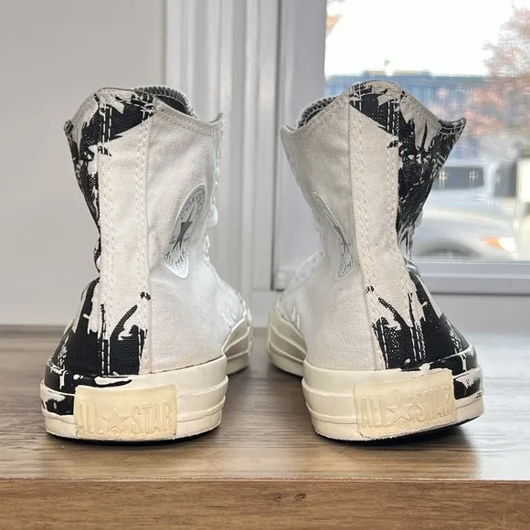 Converse Chuck Taylor All Star World Skulls Hi-Tops Men 10 Women 12