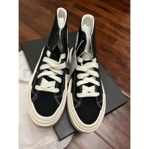 Converse Chuck Taylor Cruise Women's 6.5 Black White Platform Shoes