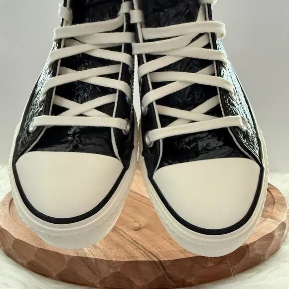 Converse Chuck Taylor Lift Platform Crinkled Leather Women's 7 Black A13384C