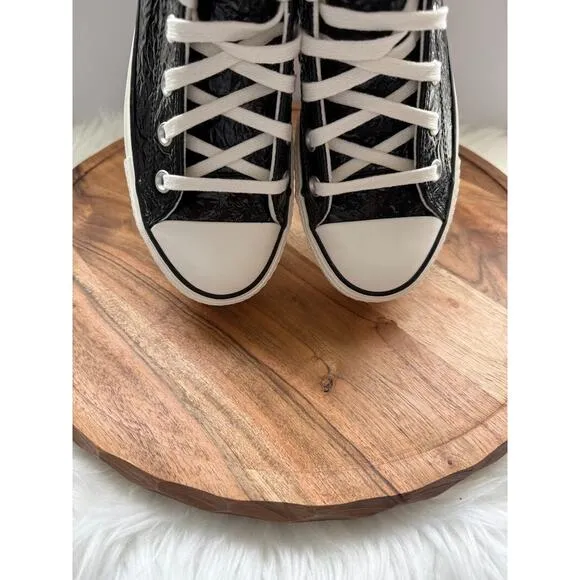 Converse Chuck Taylor Lift Platform Crinkled Leather Women's 7 Black A13384C