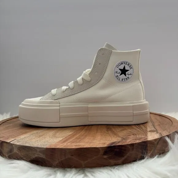 Converse CTAS Cruise HI Sneakers Shoes Size M 7 W 8.5 Chunky Platform A04688C