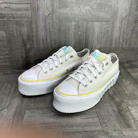 Converse CTAS Lift Women's size 9.5 Ivory Platform Shoes