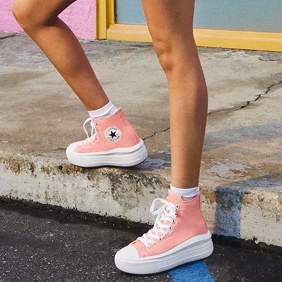 🩷CONVERSE FLAMINGO PINK PLATFORM HIGH TOP SNEAKERS SIZE 7.5 WOMENS TRENDING