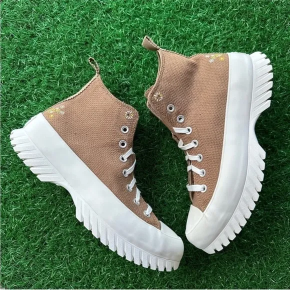 Converse Lugged 2.0 Hi Sand Dune